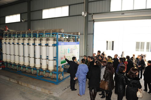 綠色工廠，透明未來 華峰氨綸環(huán)保開放日展現(xiàn)責(zé)任與創(chuàng)新